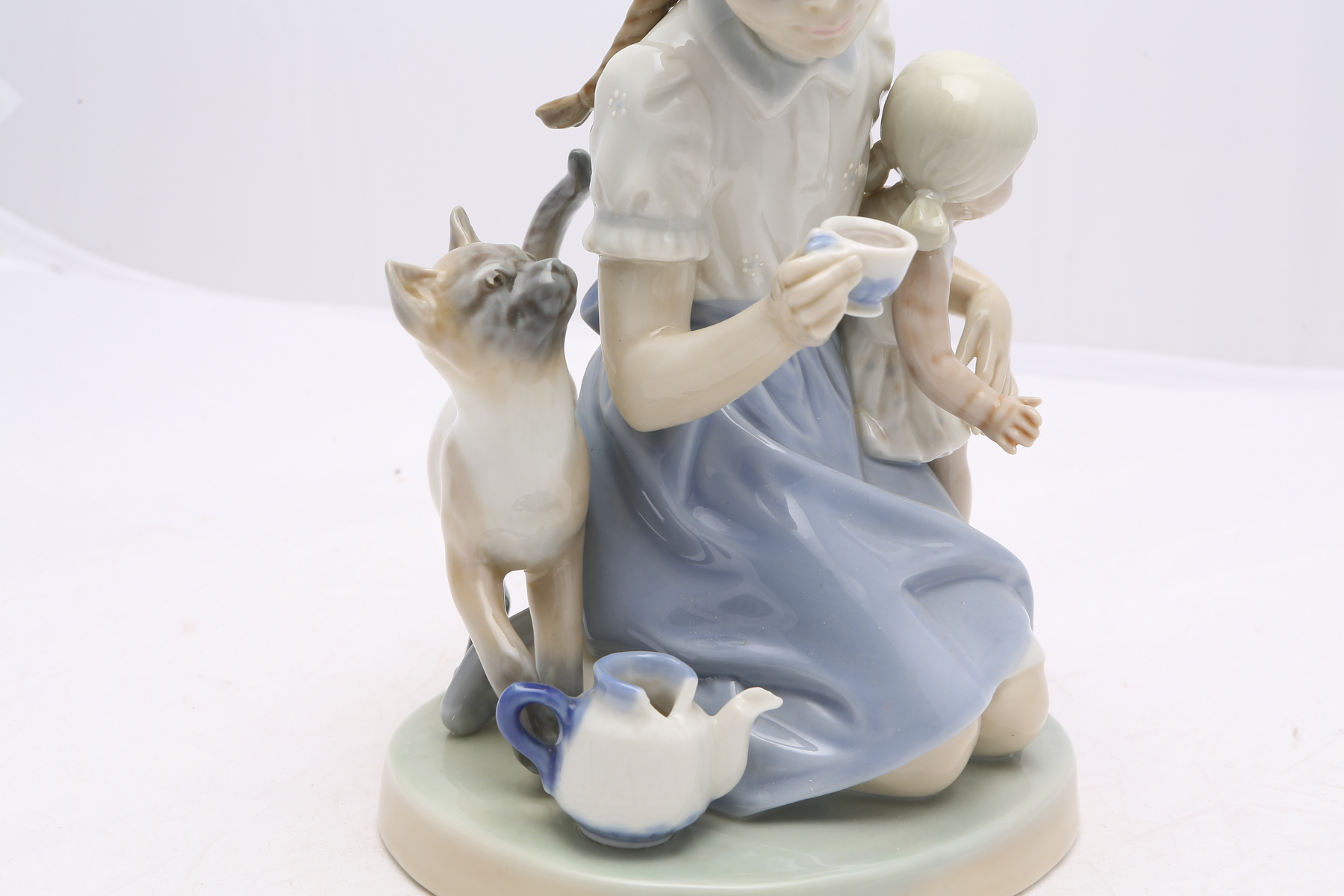 Lladró "Child's Play" Figurine #1280