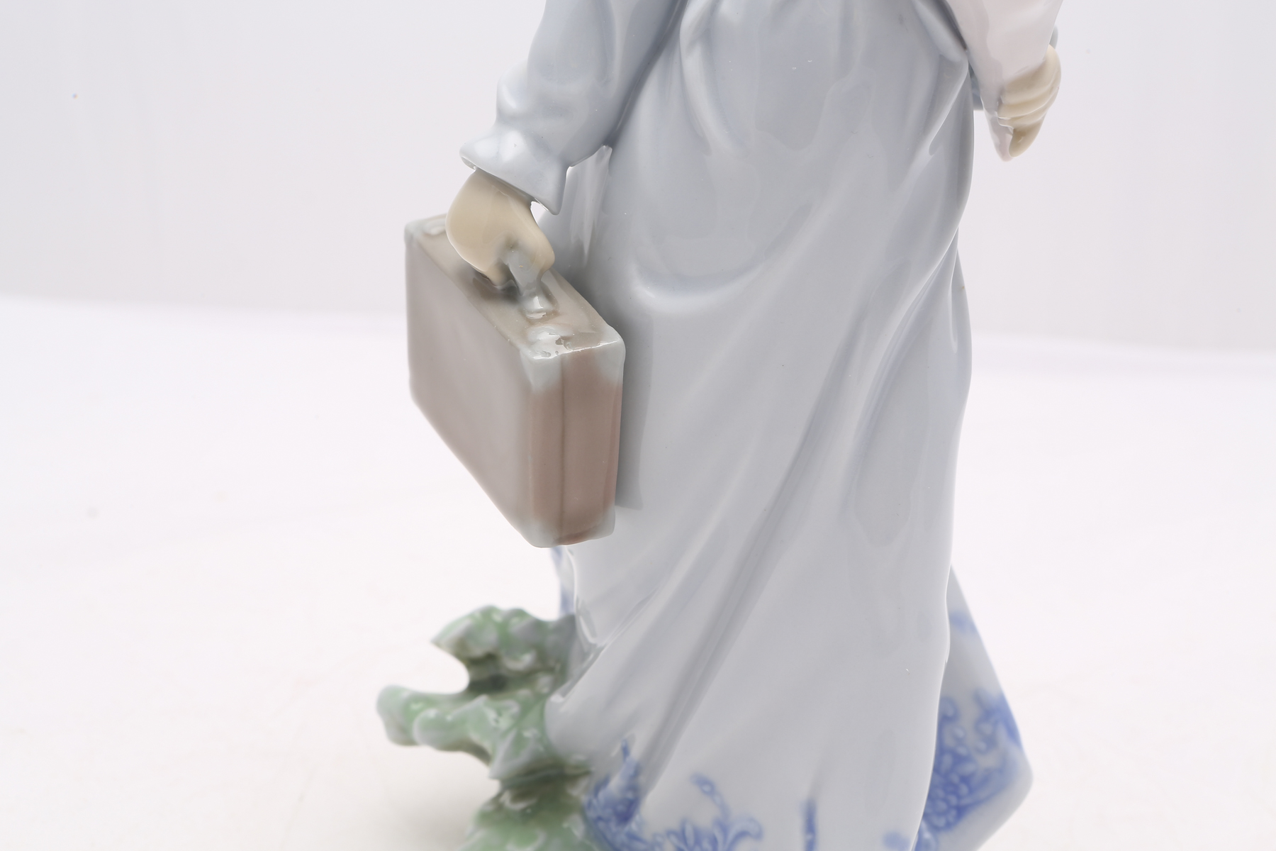 Lladró Collector's Society "School Days" Figurine #7604