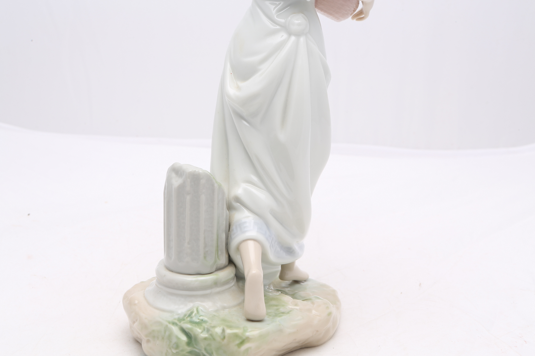 Lladró "Garden of Athens" Figurine #7704