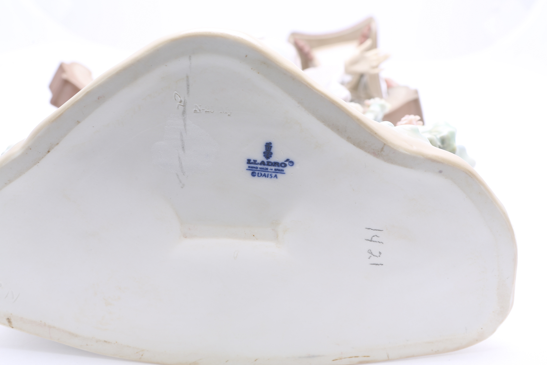 Lladró "Mariko" Figurine #1421