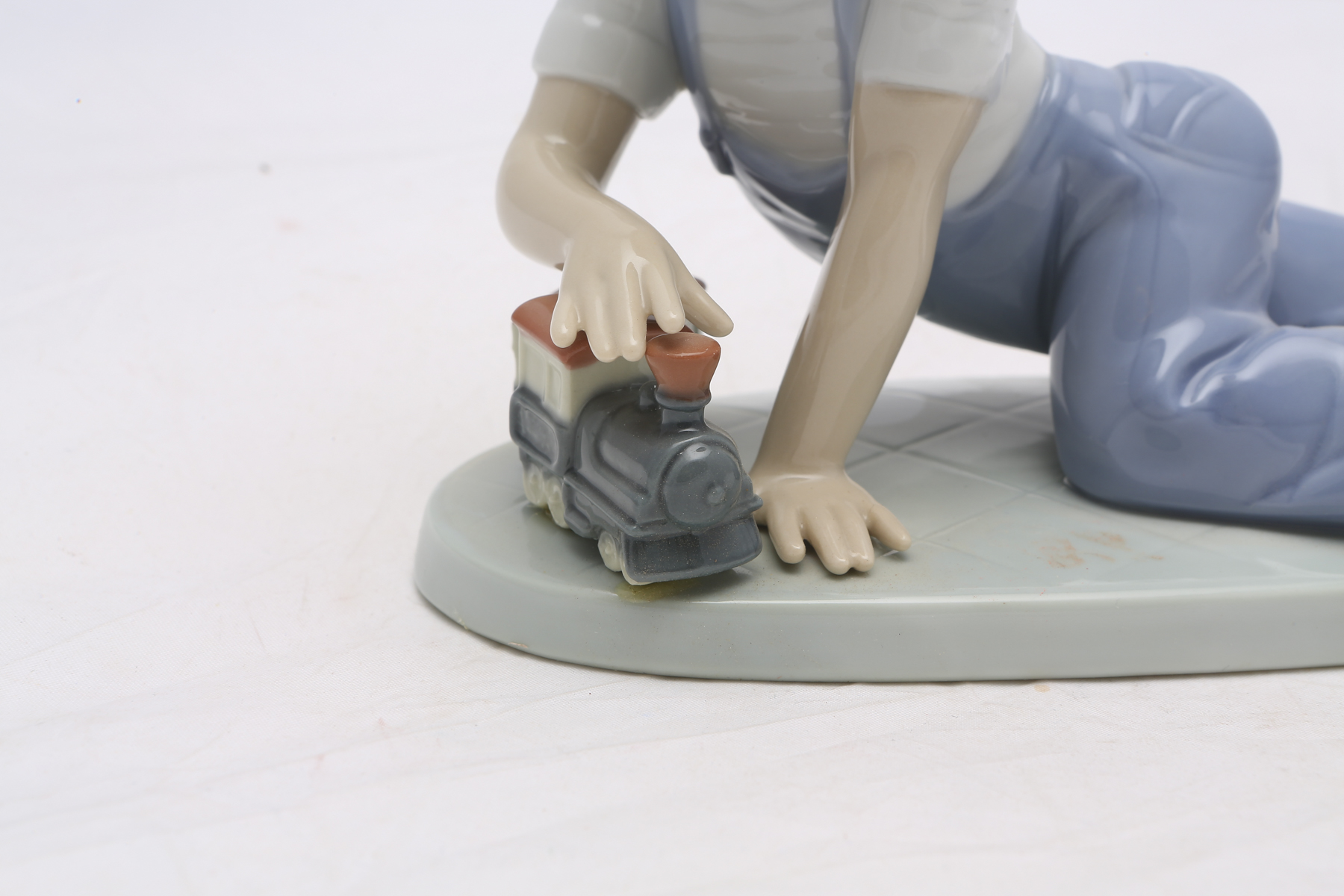 Lladró Collector's Society "All Aboard" #7619