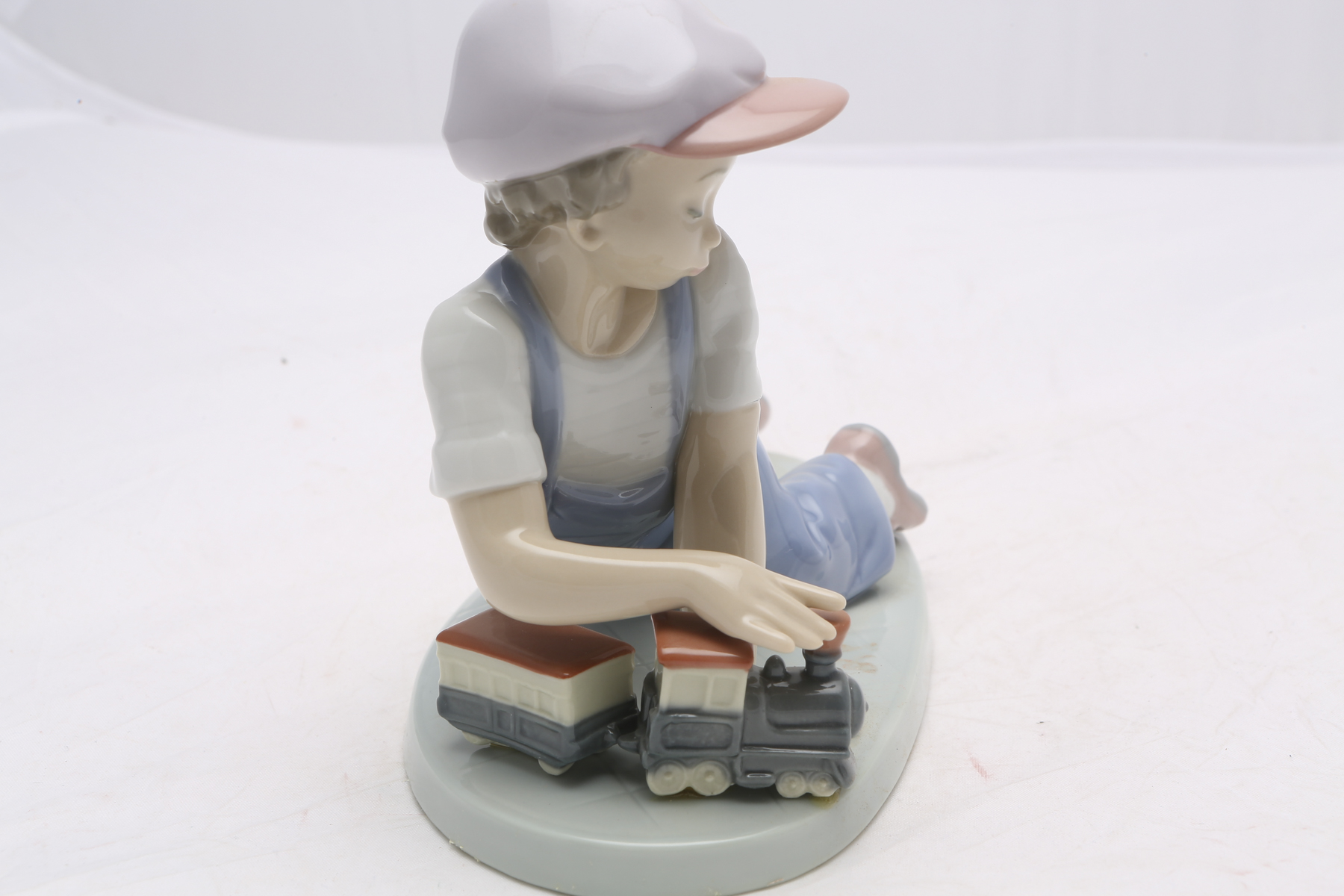 Lladró Collector's Society "All Aboard" #7619