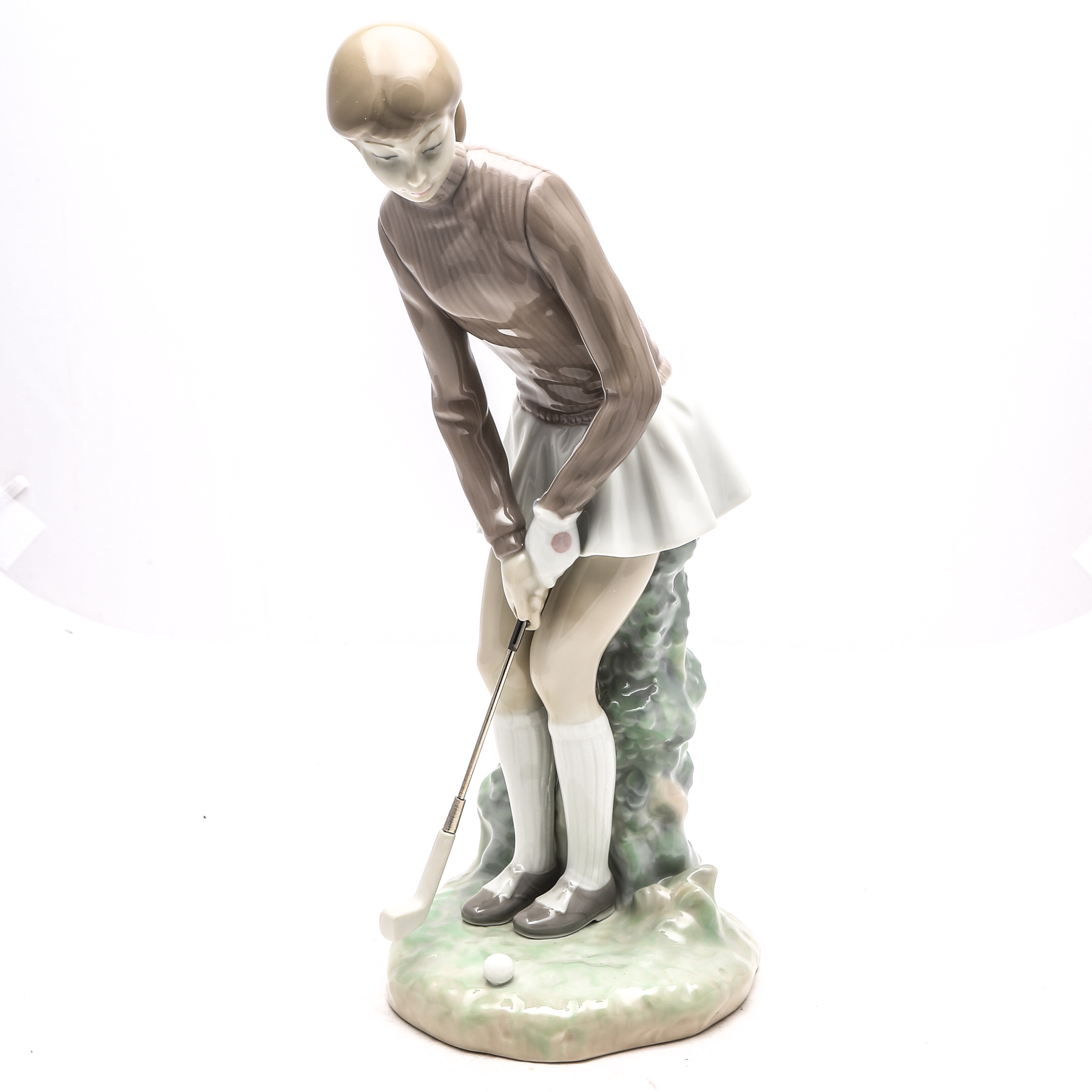 Lladró "Lady Golfer" Figurine #4851
