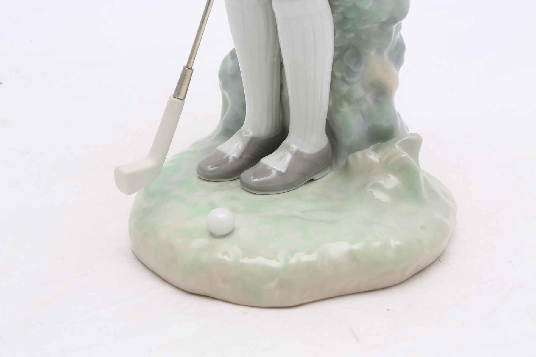 Lladró "Lady Golfer" Figurine #4851