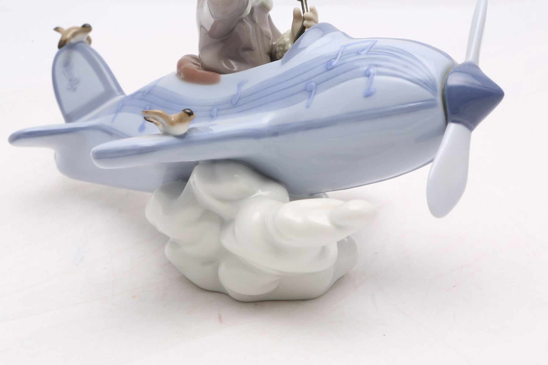 Lladró "Over the Clouds" Figurine #5697