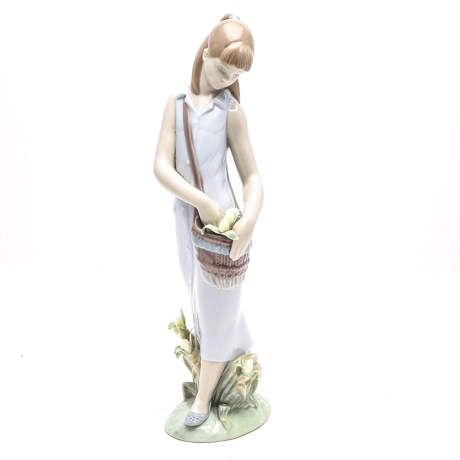 Lladró "Tulip Garden" Figurine #7712