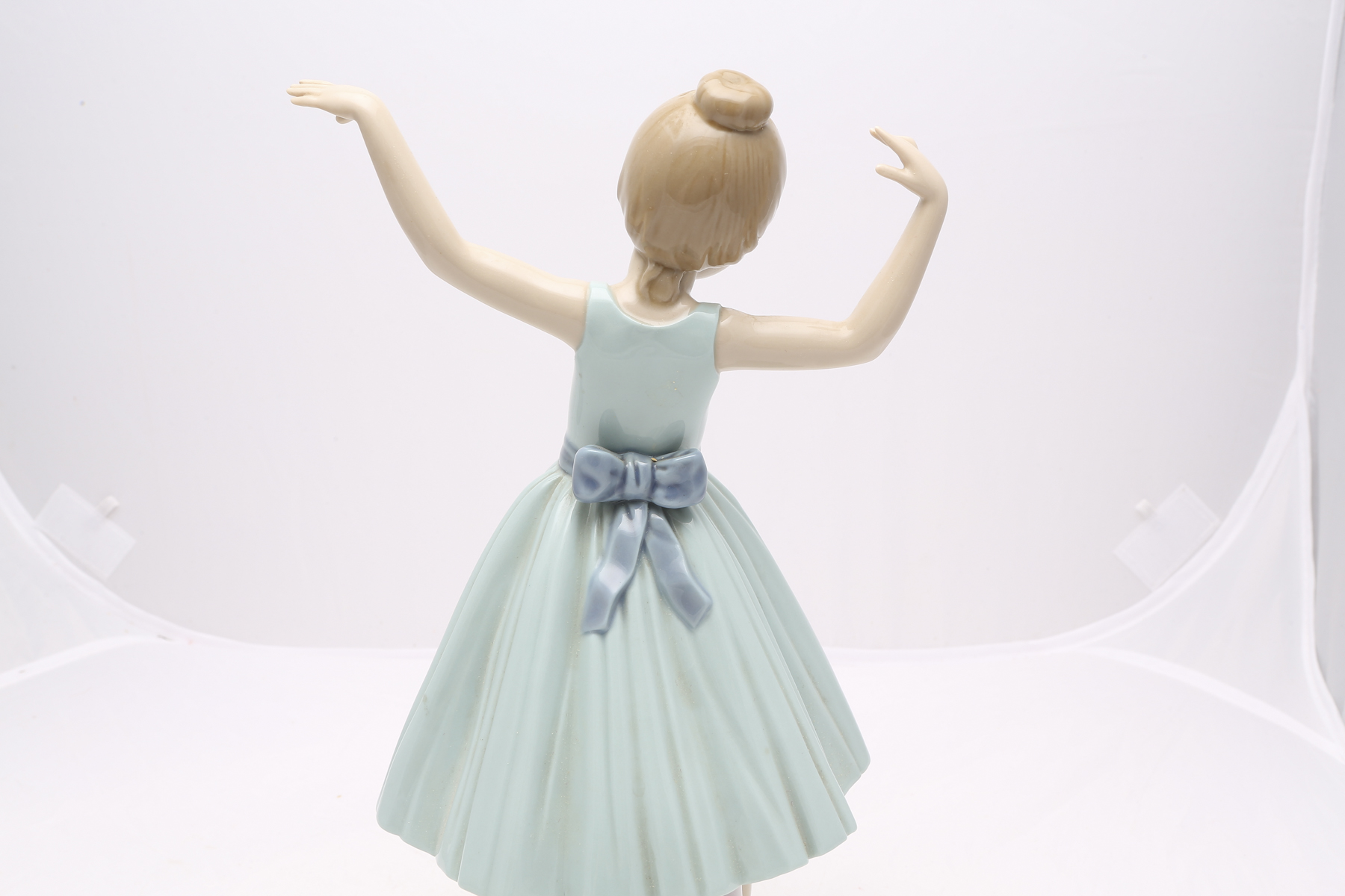 Lladró "Ballet First Step" FIgurine #5094