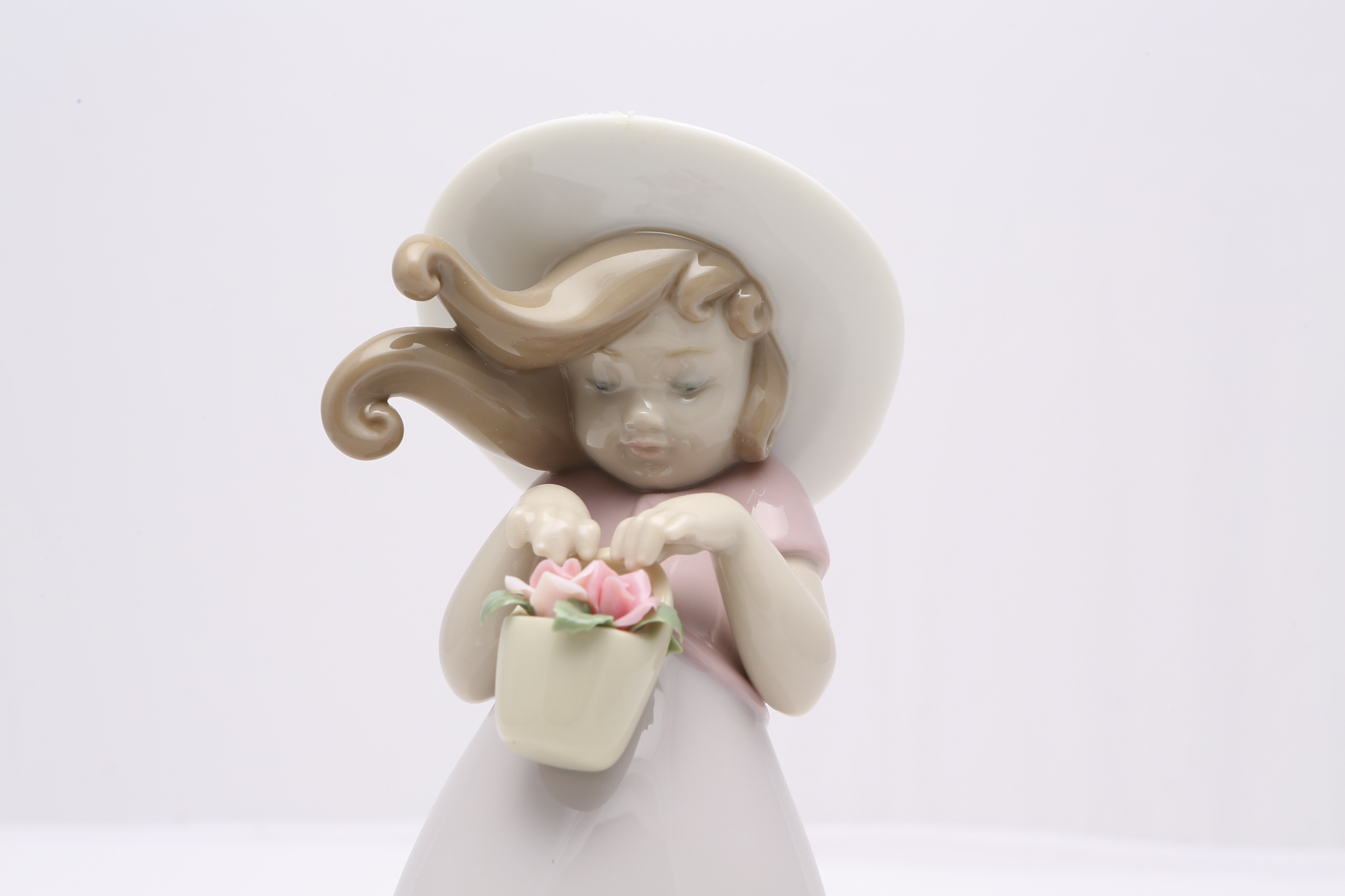 Lladró "Little Rose" Figurine #8042