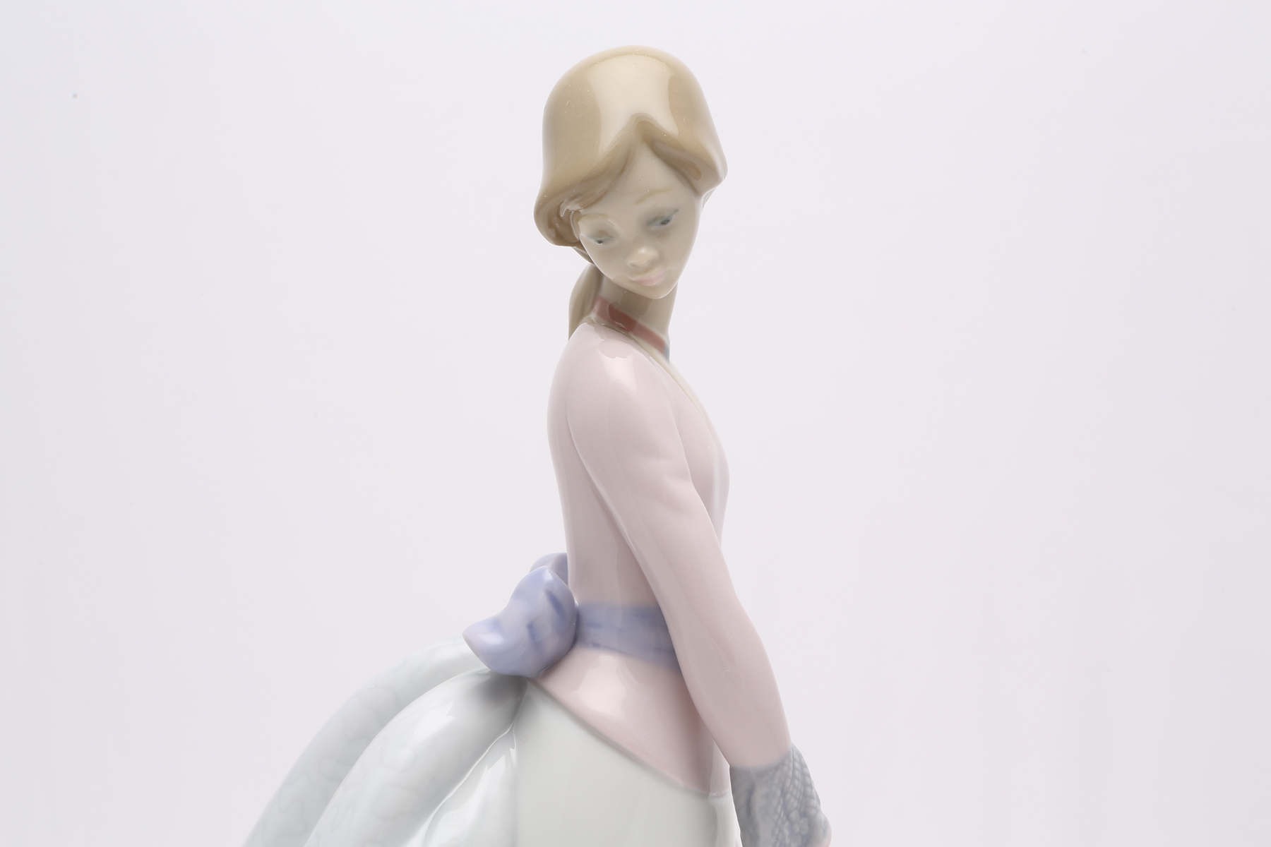 Lladró "Basket of Love" Figurine #7622