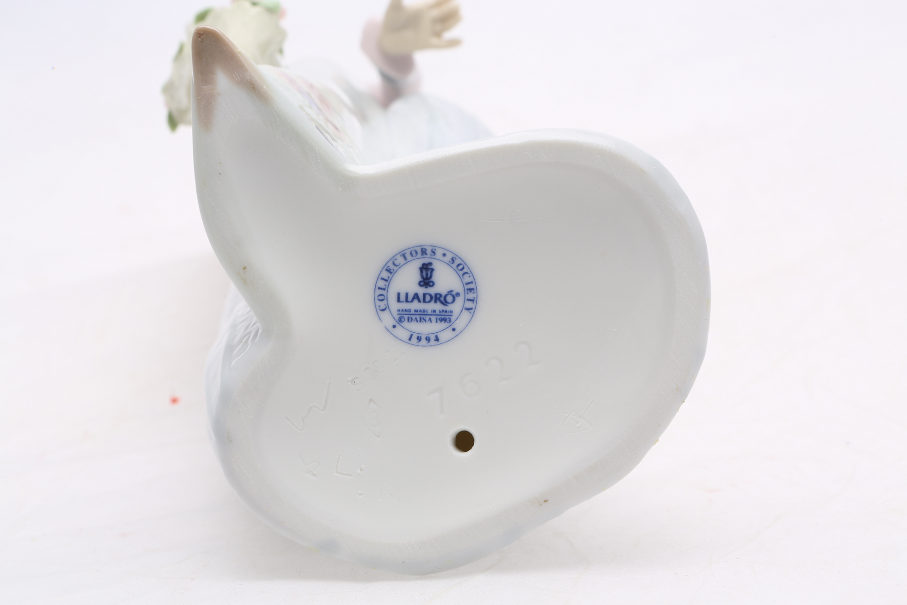 Lladró "Basket of Love" Figurine #7622