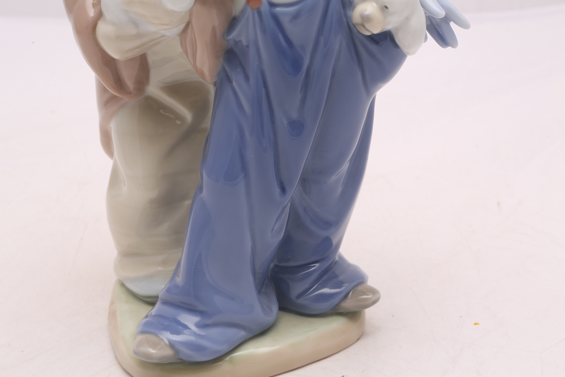 Lladró Collector's Society "Pals Forever" Figurine #7686