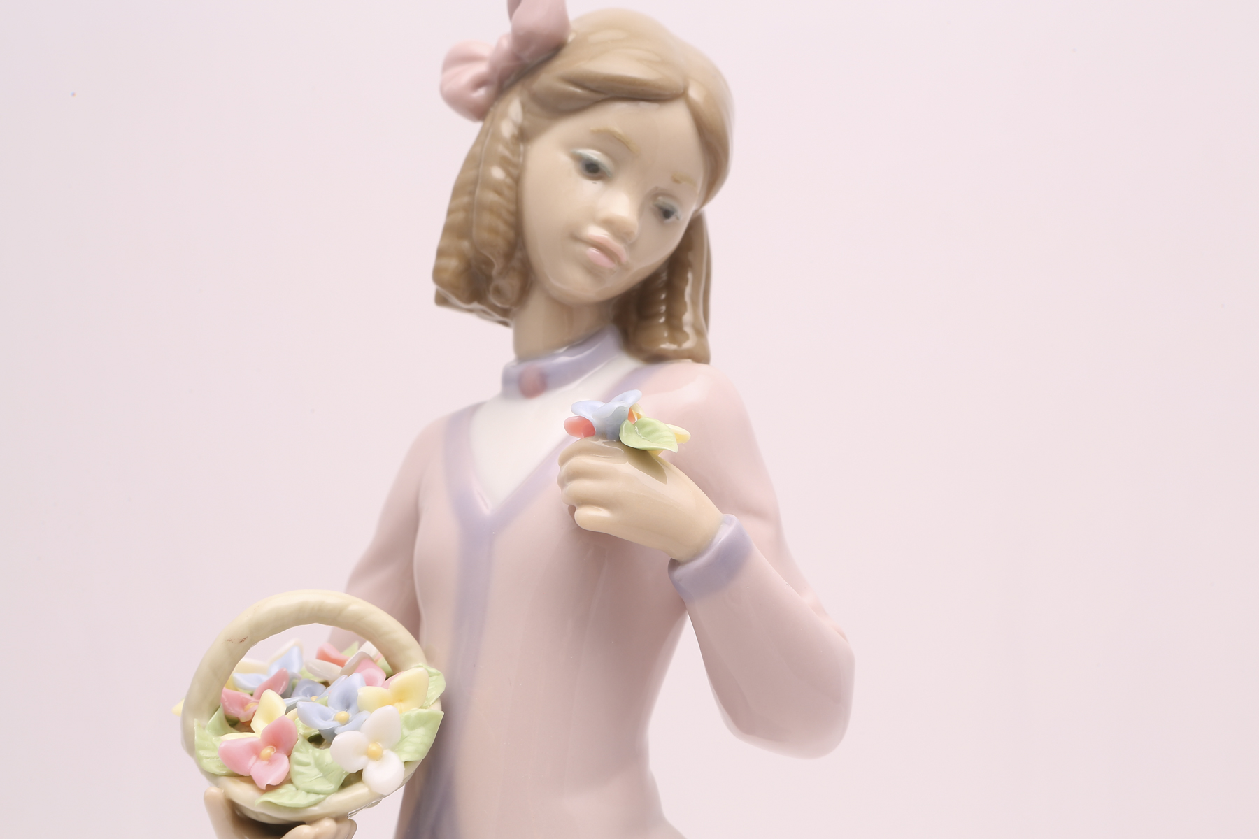 Lladró Collector's Society "Innocence in Bloom" Figurine #7644