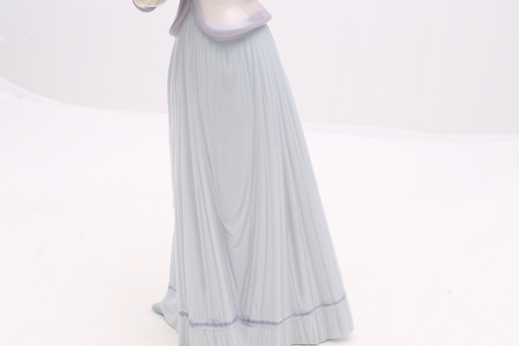 Lladró Collector's Society "Innocence in Bloom" Figurine #7644