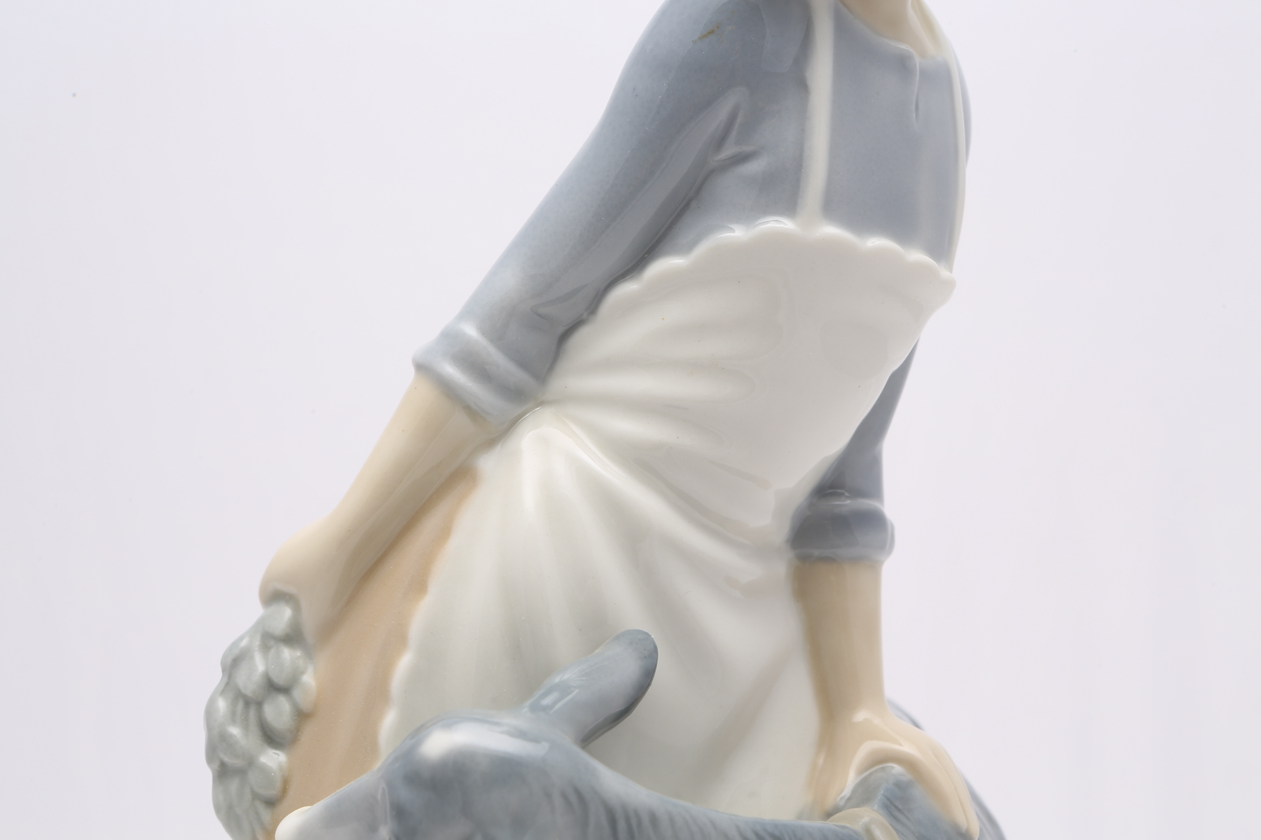 Retired Nao by Lladró "Girl with Goat" Figurine #10207