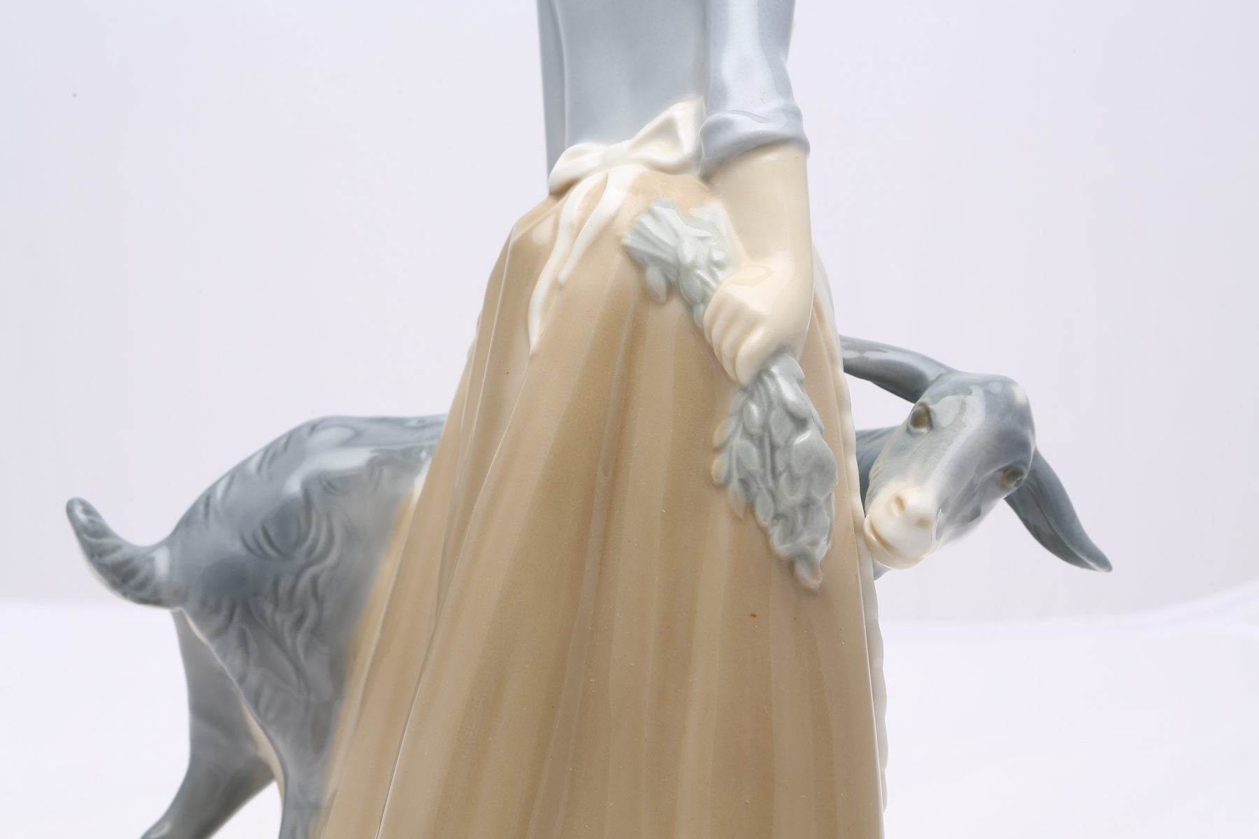 Retired Nao by Lladró "Girl with Goat" Figurine #10207