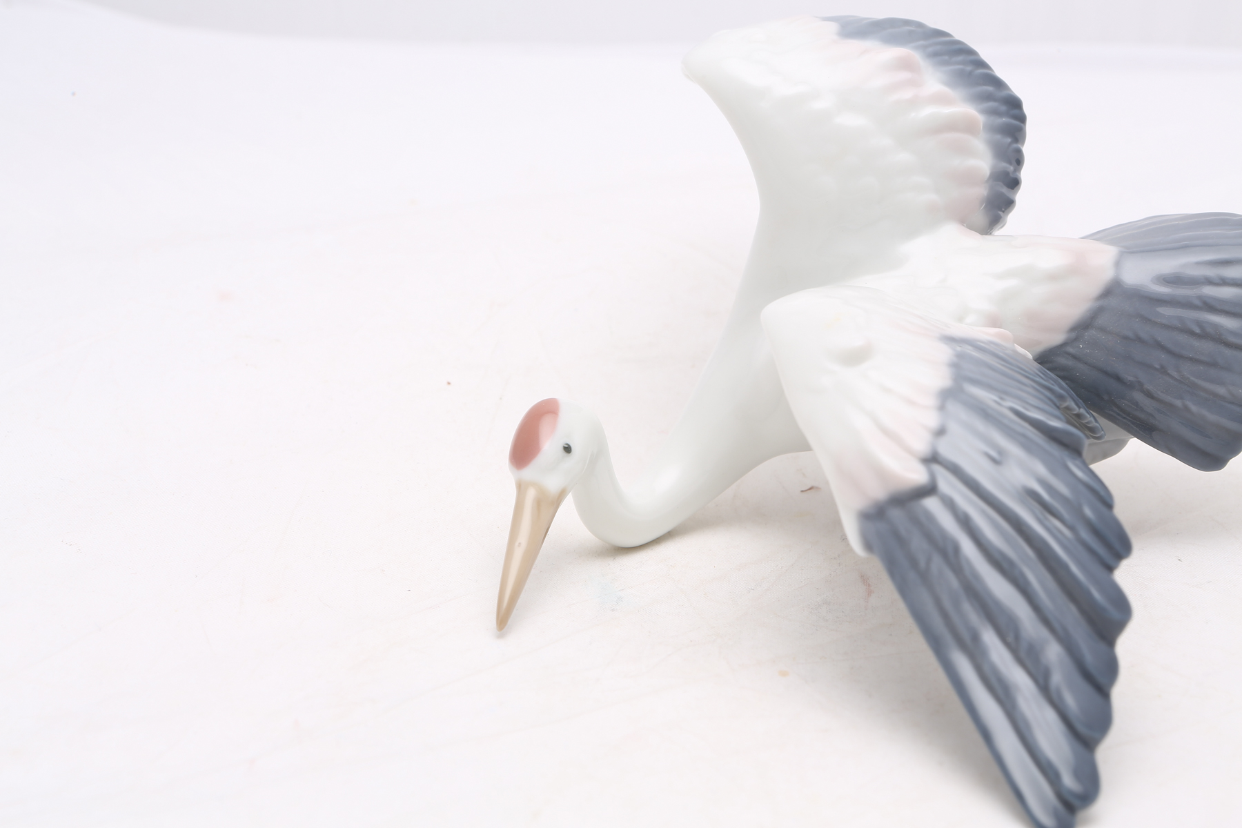 Lladró "Landing Crane" Figurine #1600