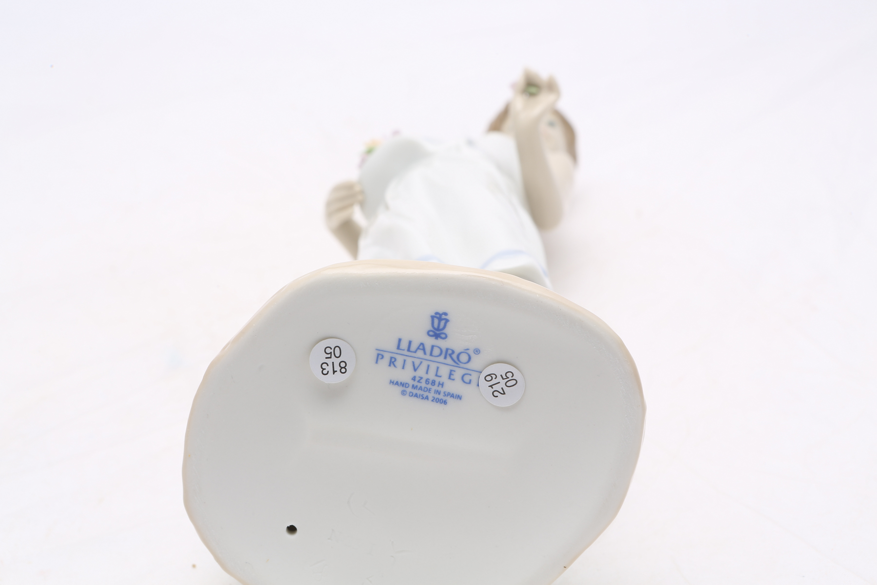 Lladró "Flowers for a Goddess" #7709