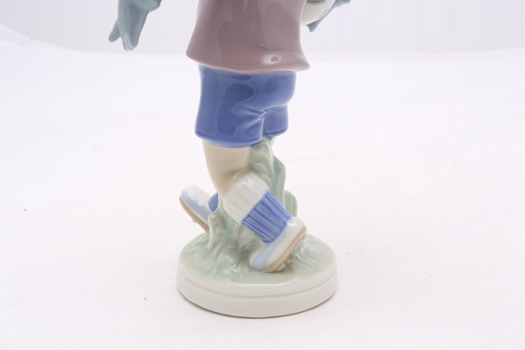 Lladró "Fine Melody" Figurine #5585