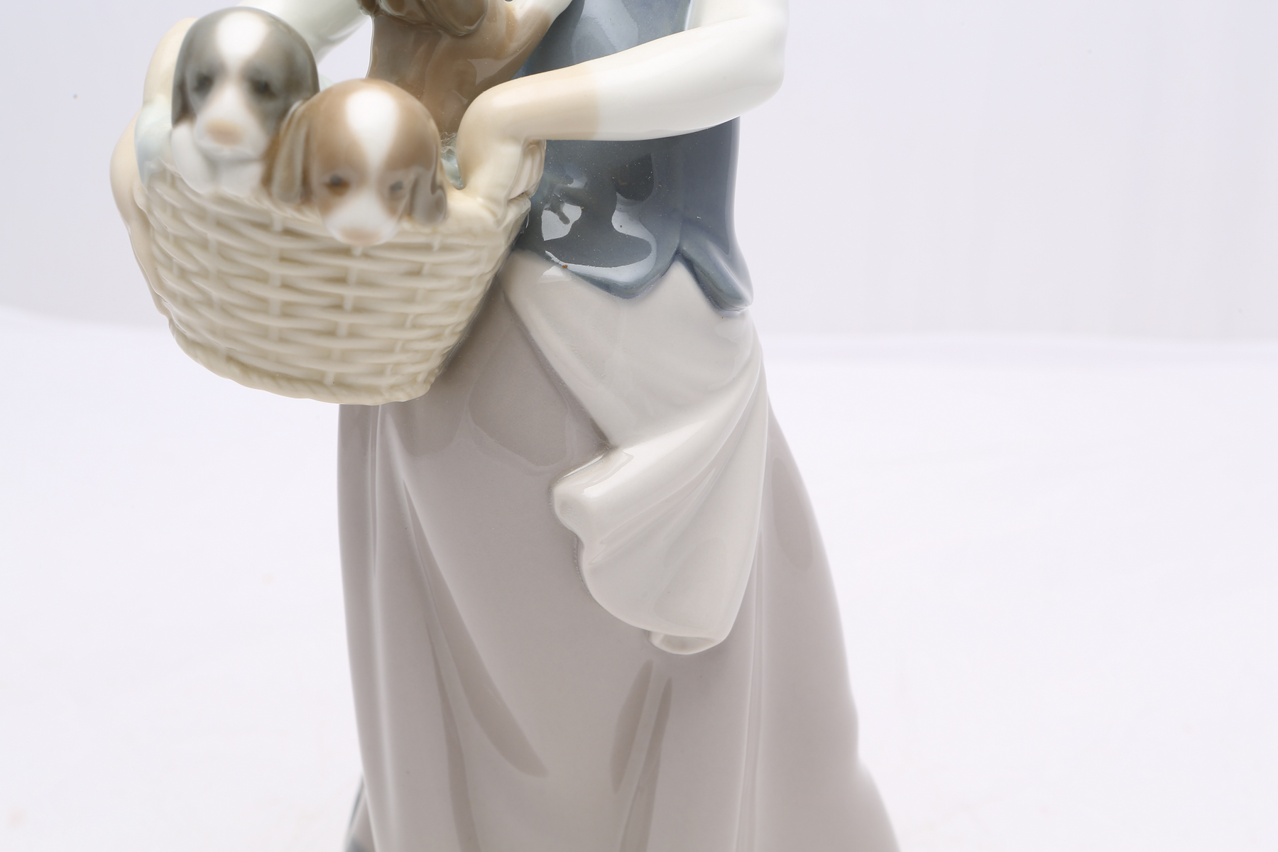 Lladró "Little Dogs on Hip" Figurine #1311