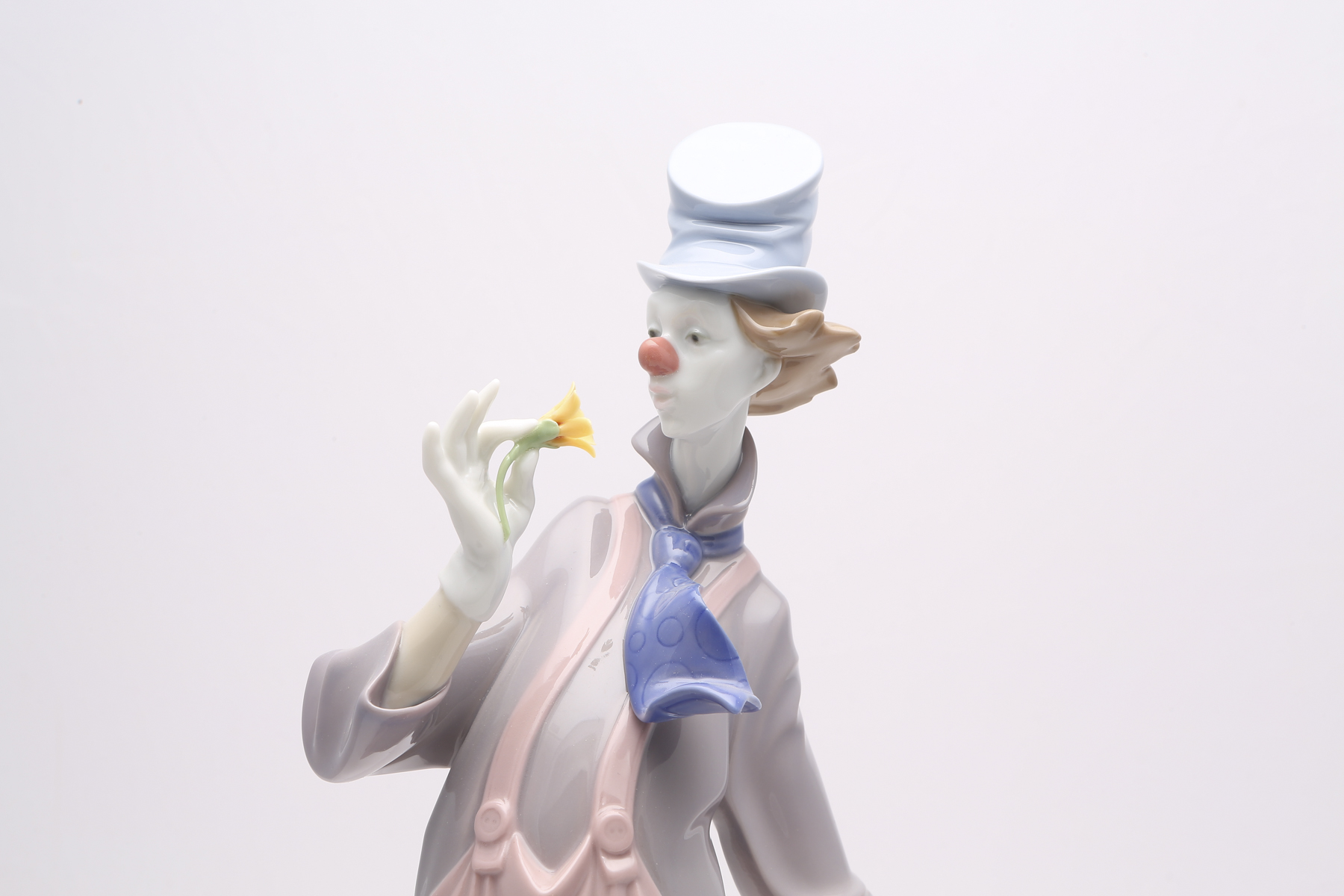 Lladró "A Mile of Style" Figurine #6507