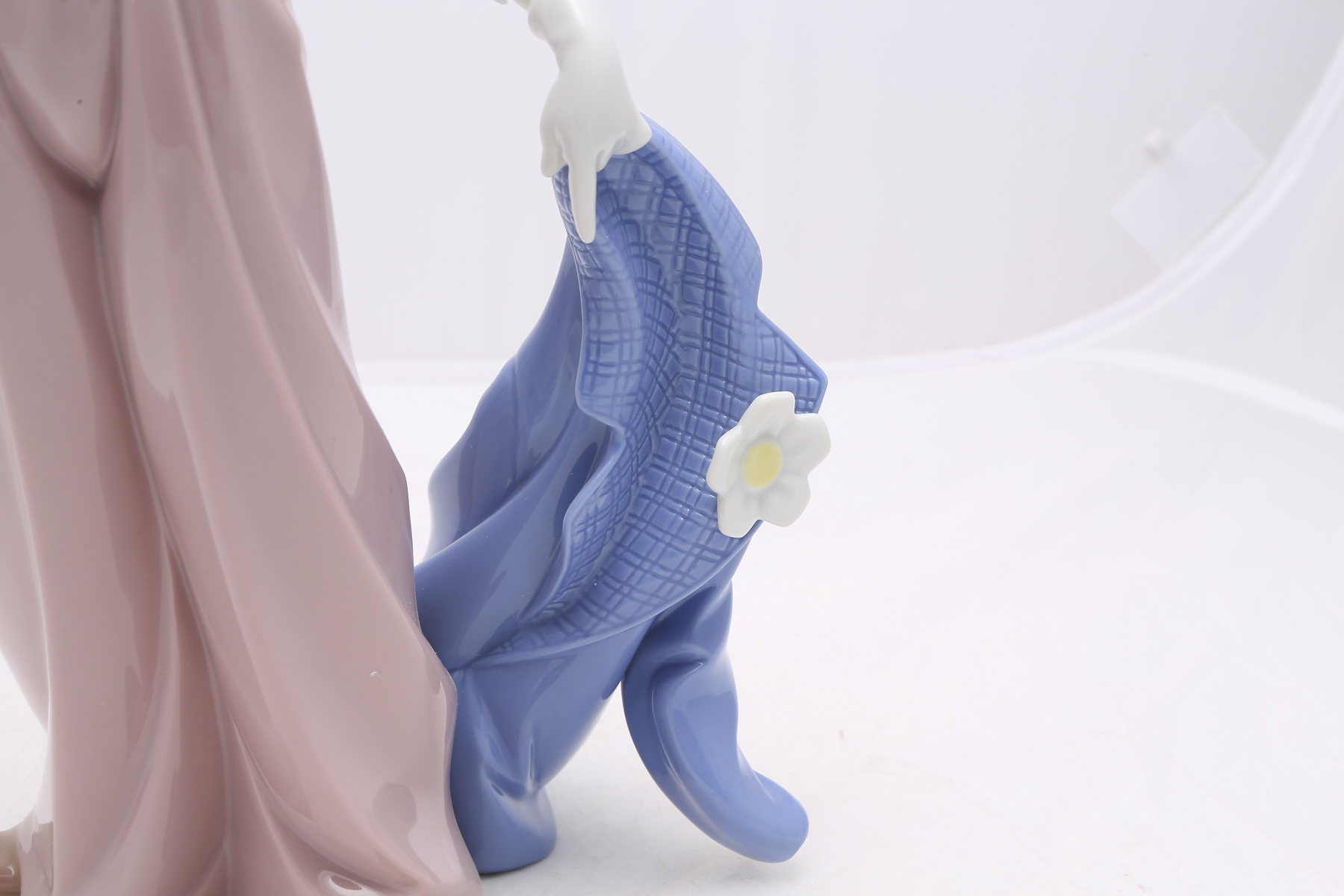 Lladró "A Mile of Style" Figurine #6507