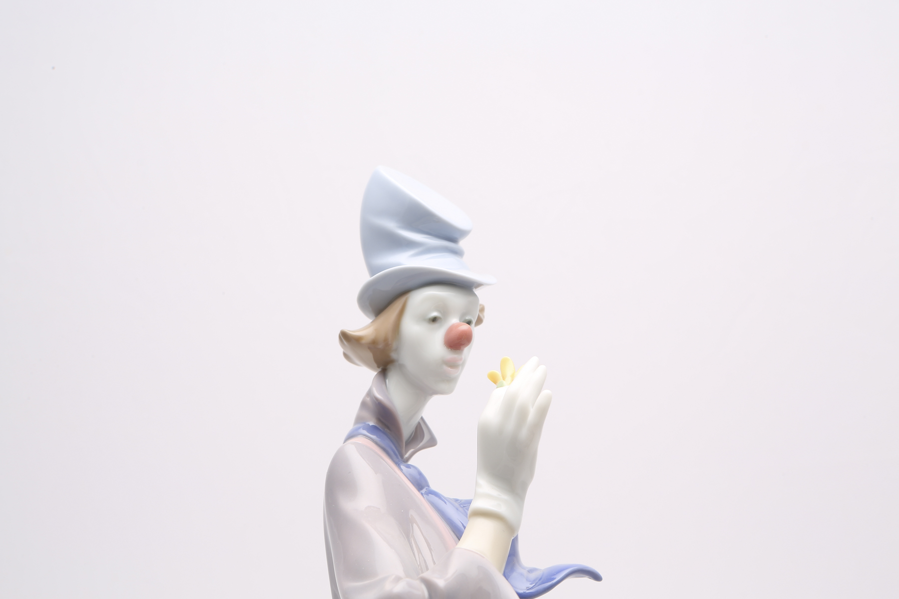 Lladró "A Mile of Style" Figurine #6507