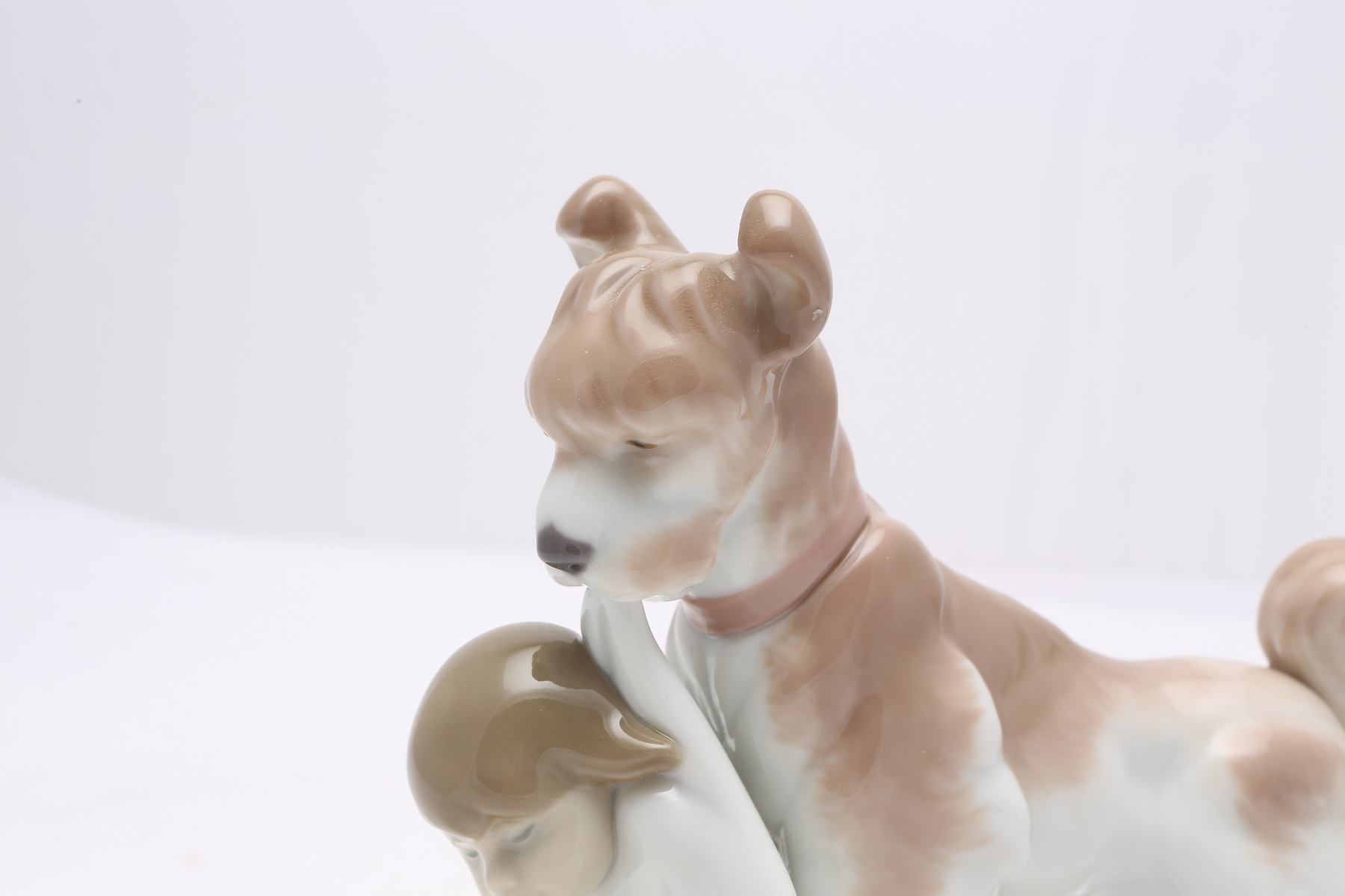 Lladró "Safe and Sound" Event Figurine #6656