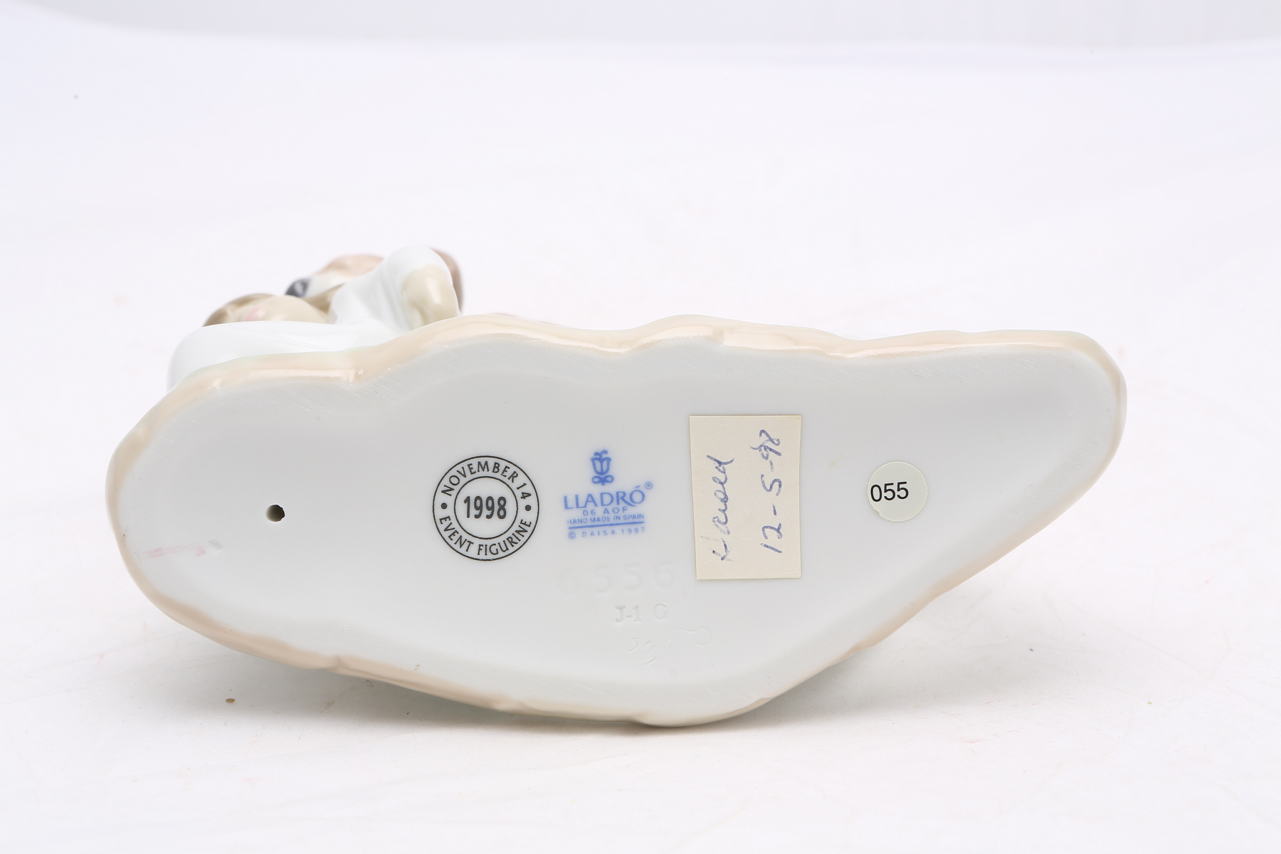 Lladró "Safe and Sound" Event Figurine #6656