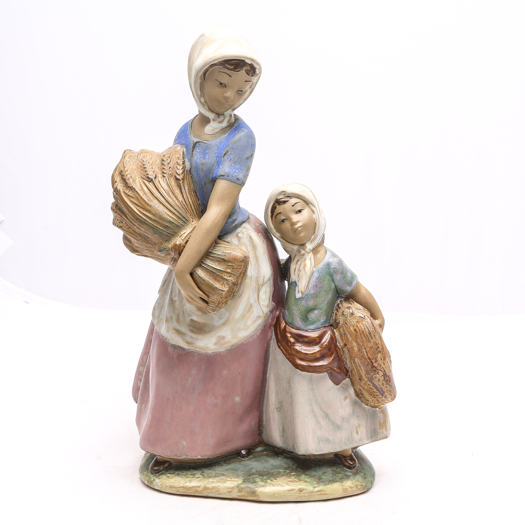 Lladró Gres "Girls Collecting Wheat" Figurine #2098