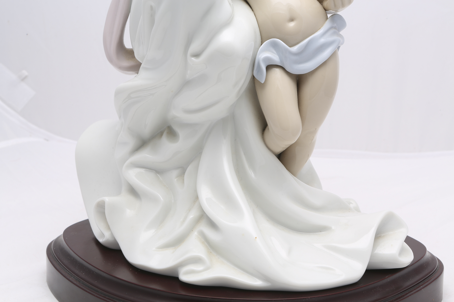 Lladró "Where Love Begins" Limited Edition Figurine #7649