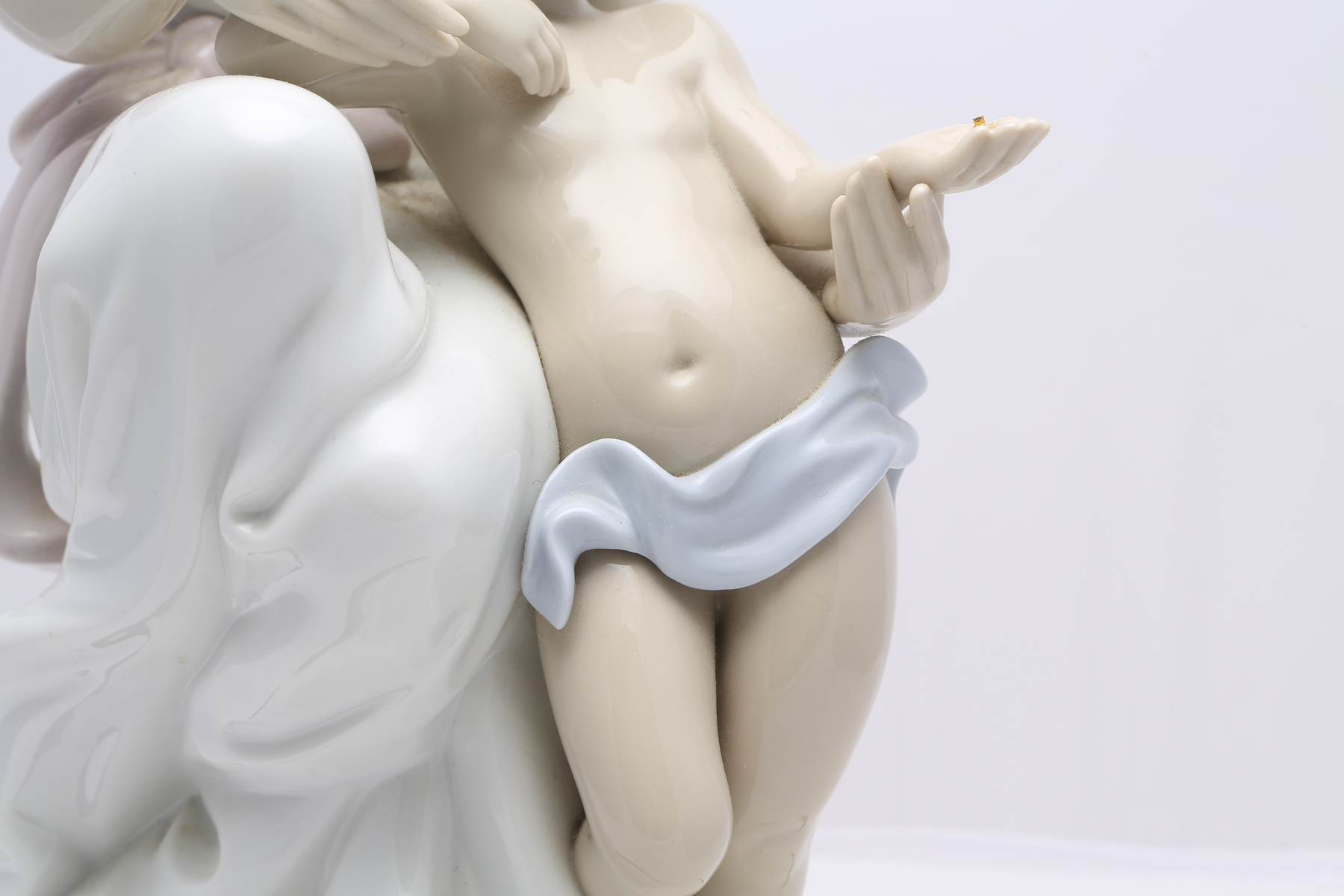 Lladró "Where Love Begins" Limited Edition Figurine #7649