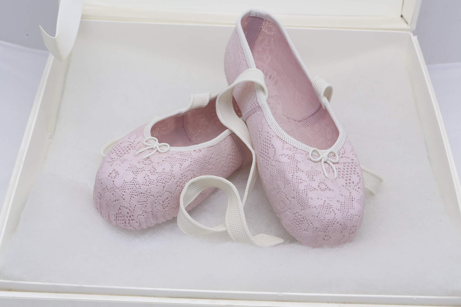Lladró Caprichos "Pink Ballet Slippers" #11540