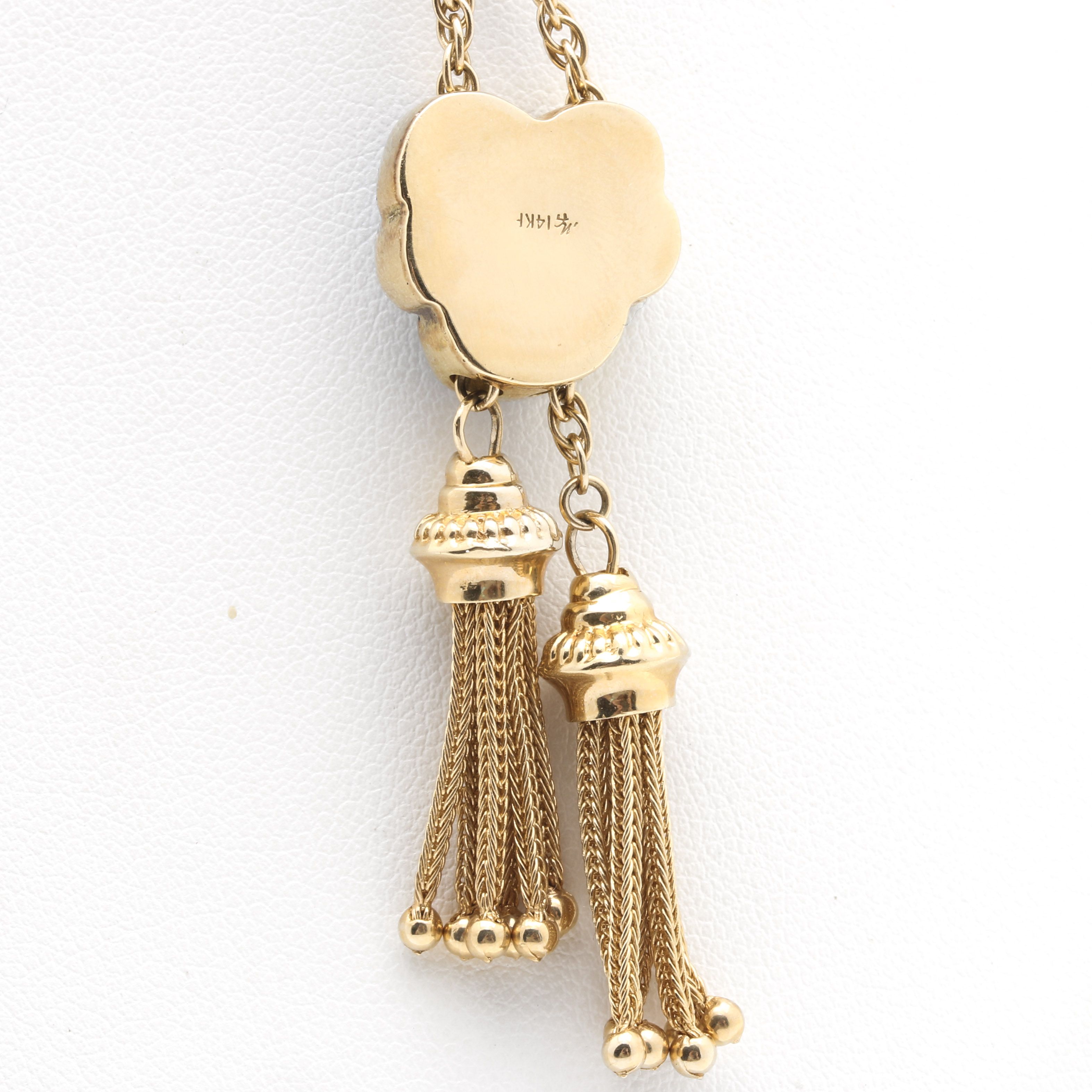 14K Yellow Gold Lariat Necklace Featuring a Diamond Enamel Flower