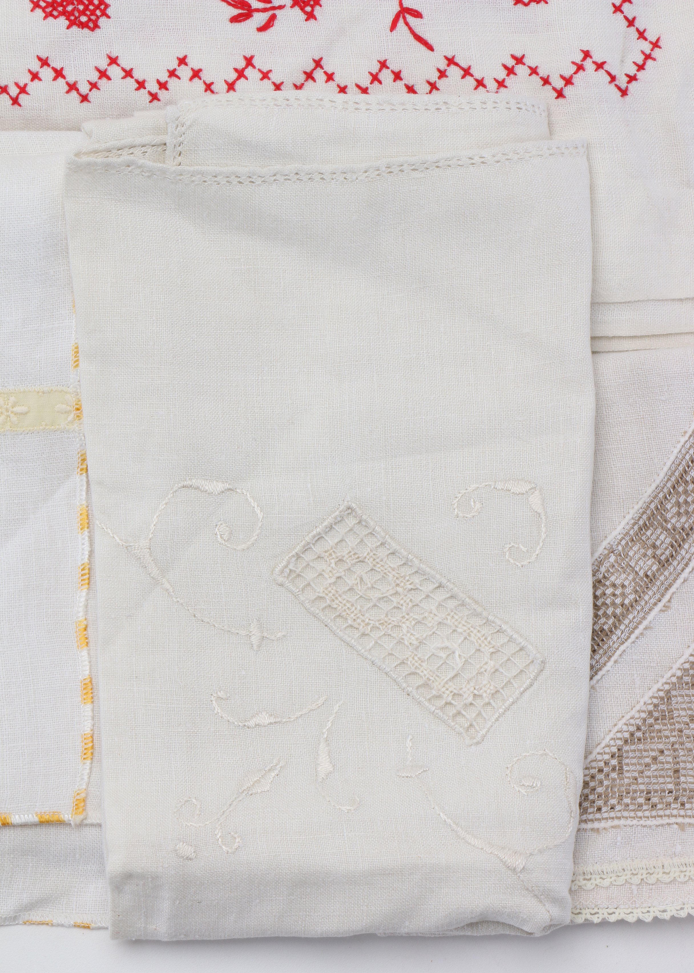 Vintage Linen Tablecloths