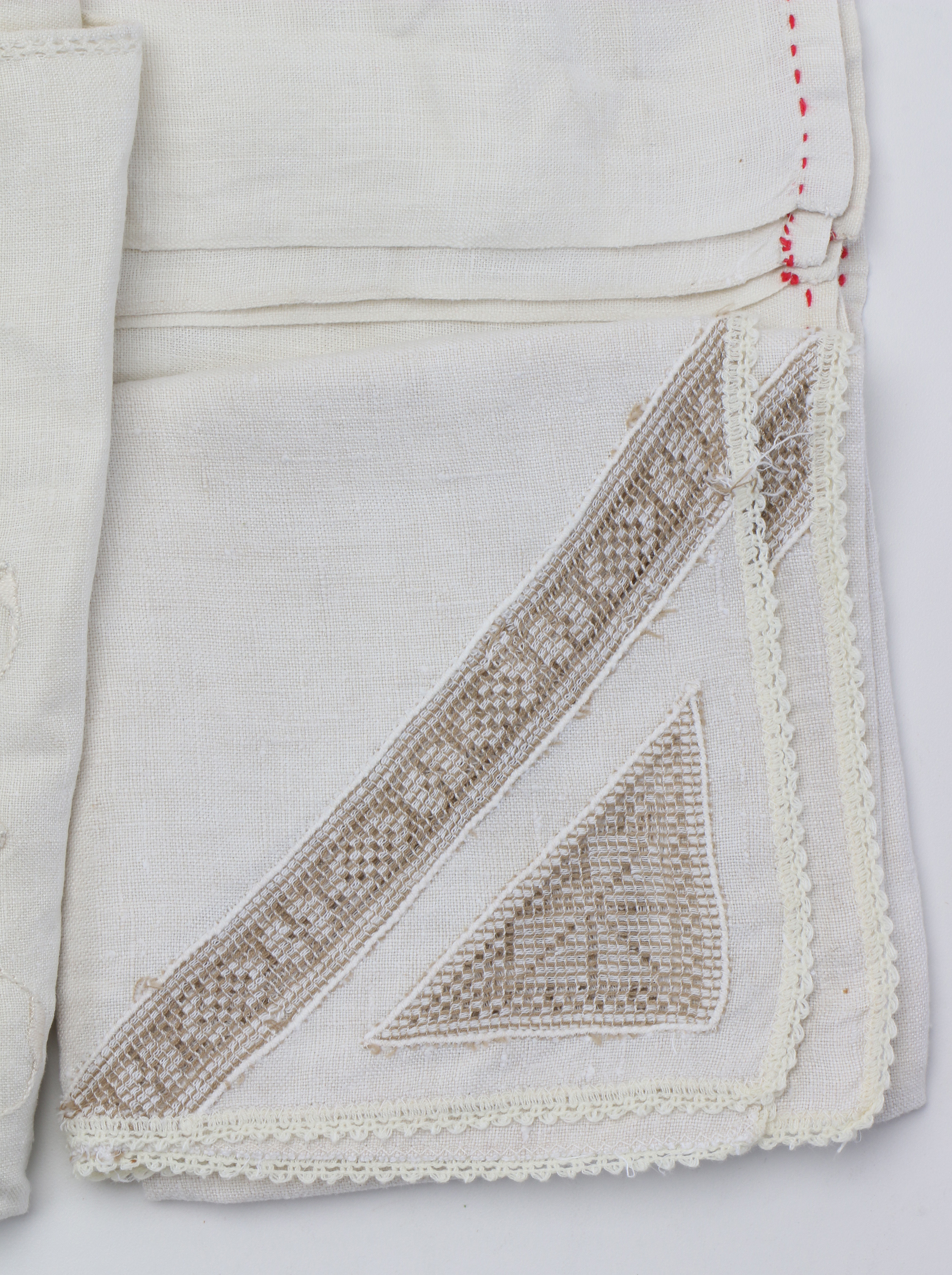 Vintage Linen Tablecloths