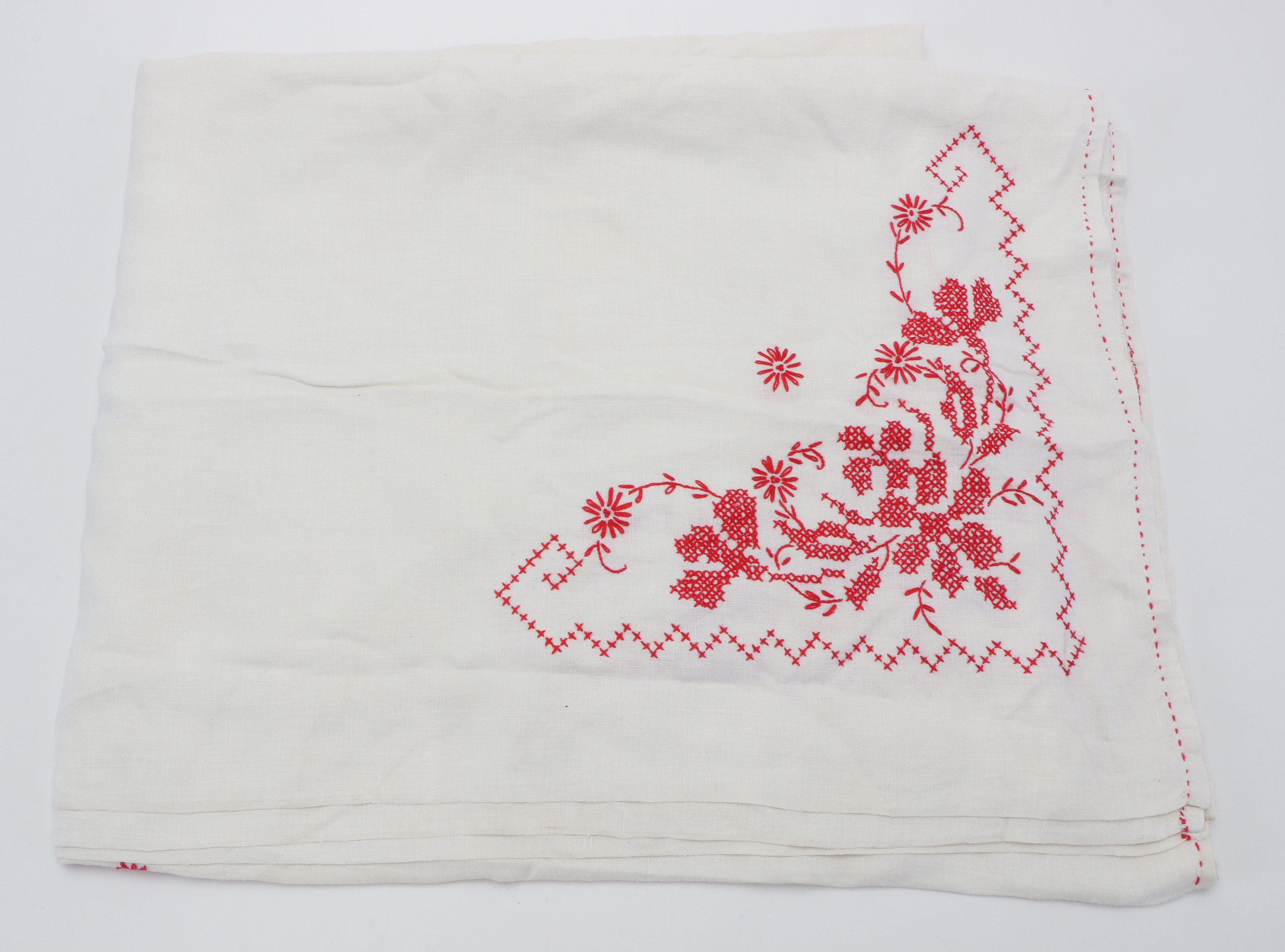 Vintage Linen Tablecloths