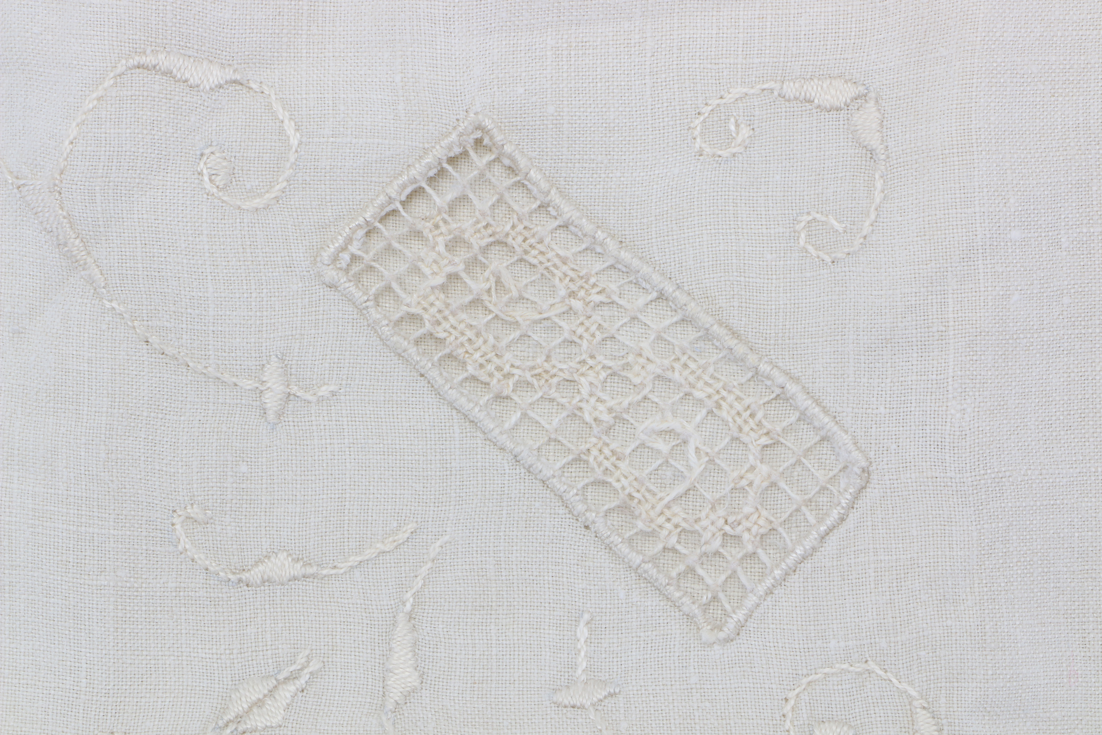 Vintage Linen Tablecloths