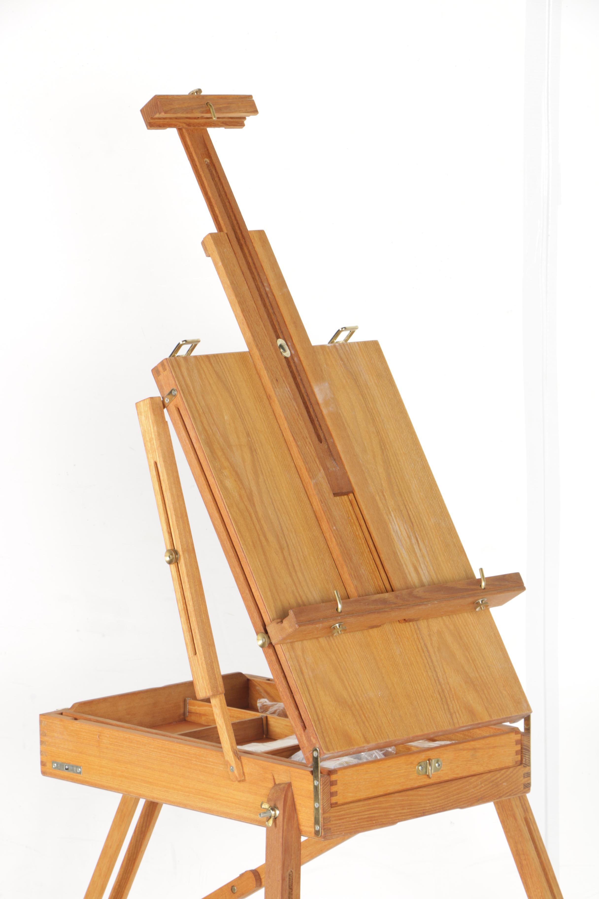 Wooden Easel Box