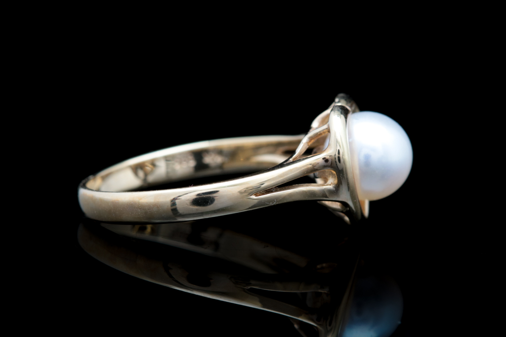 14K Yellow Gold and Pearl in Heart Ring