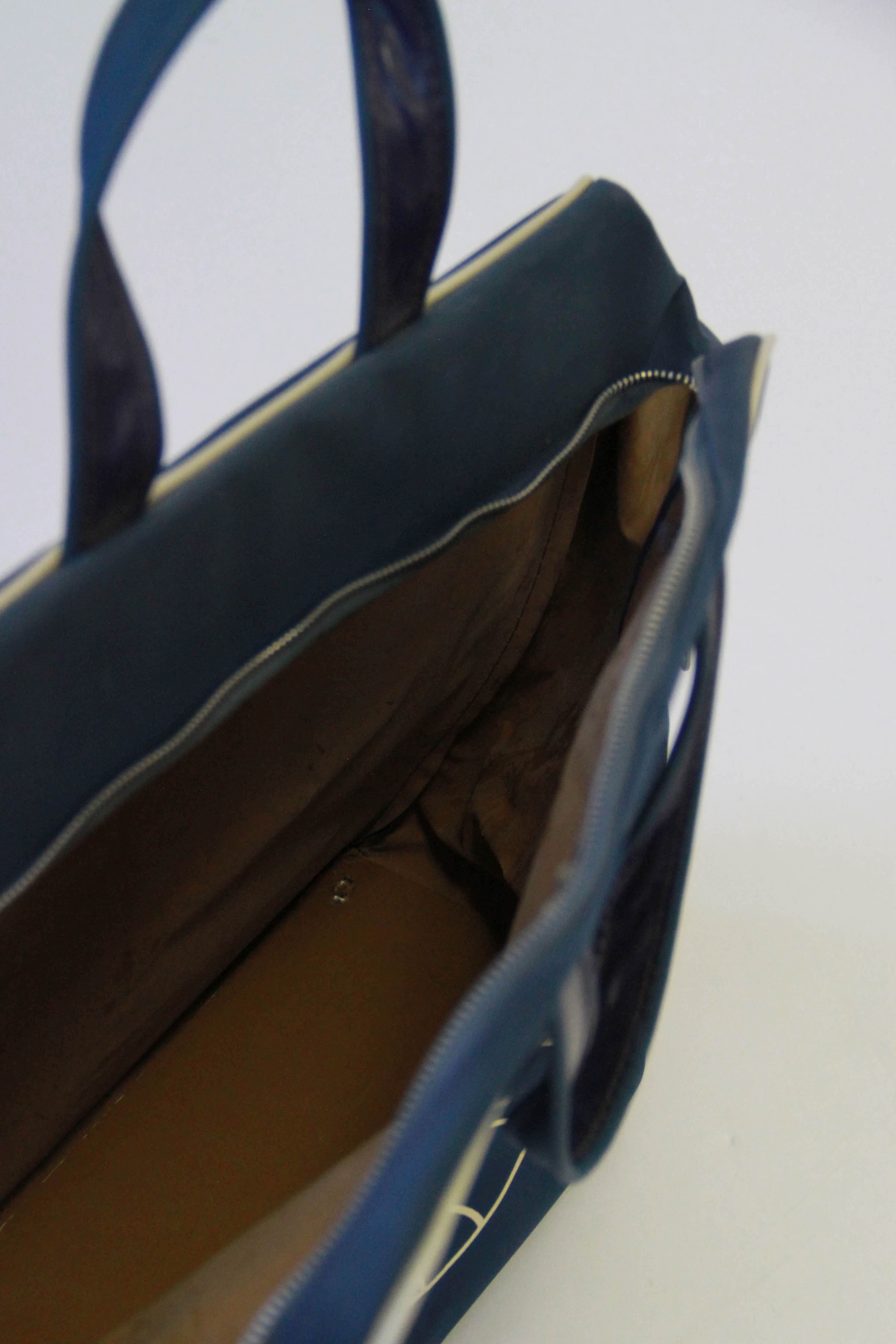 Collection of Vintage Pan Am and KLM JetSet Handbags