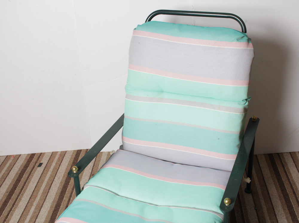 Vintage Chaise Lounge Patio Chair and Accent Table