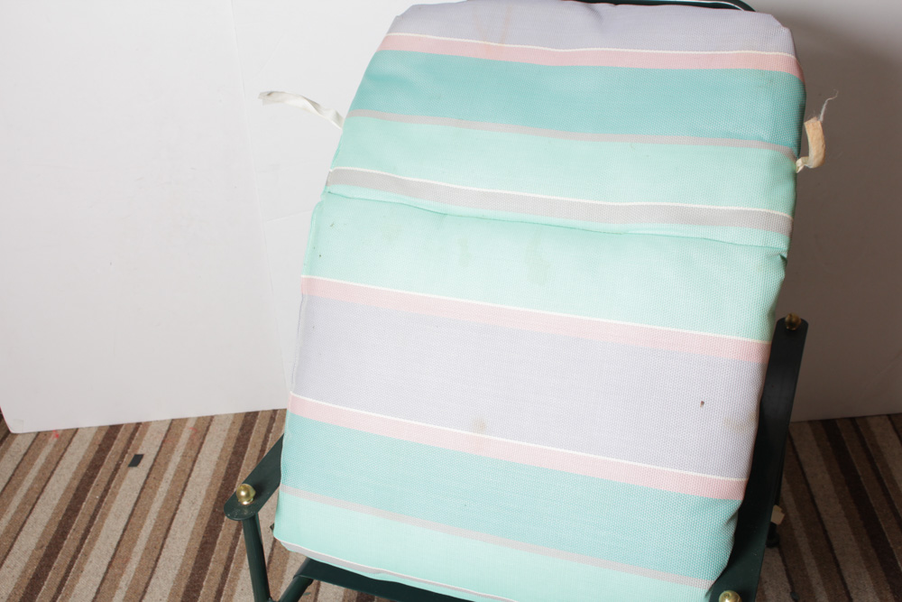 Vintage Chaise Lounge Patio Chair and Accent Table