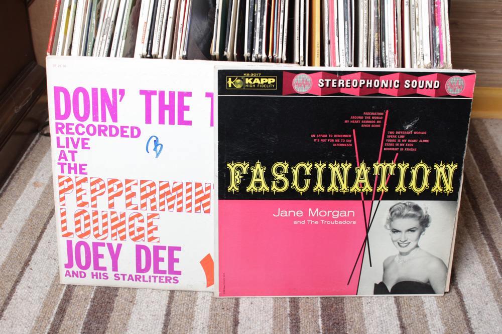 Mid Century Modern Record Stand With 75 Records