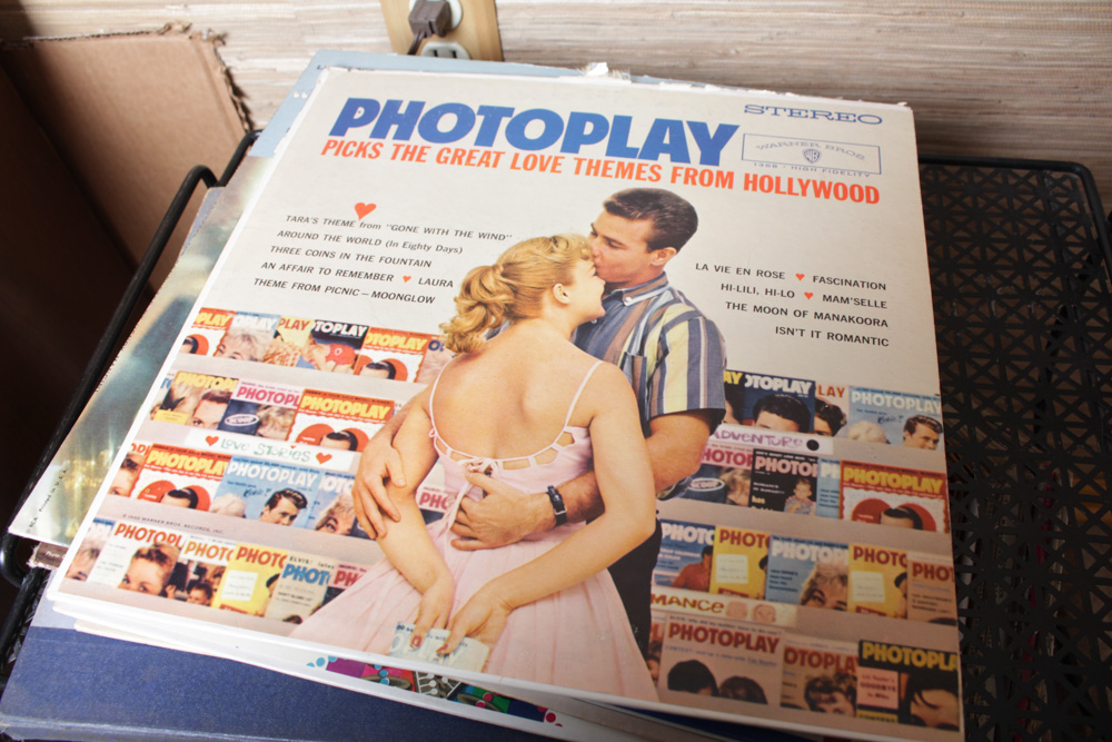 Mid Century Modern Record Stand With 75 Records