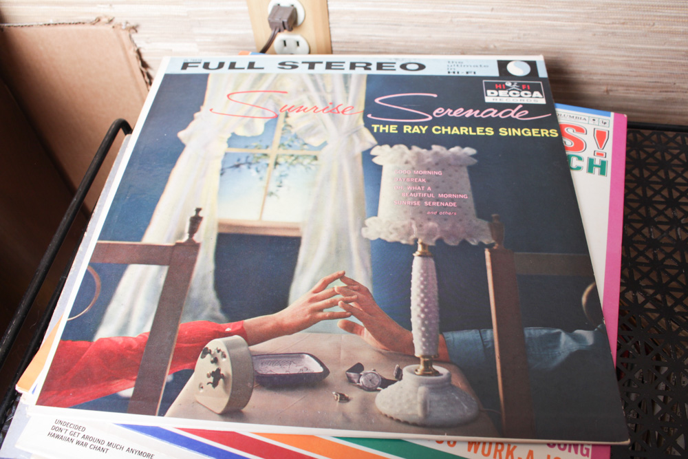 Mid Century Modern Record Stand With 75 Records