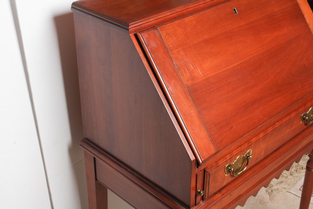 Pennsylvania House Maple Drop Front Desk