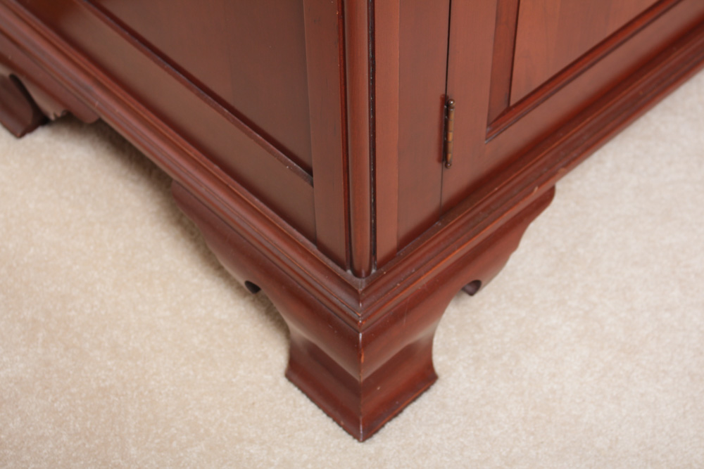 Willett Wildwood Cherry China Cabinet