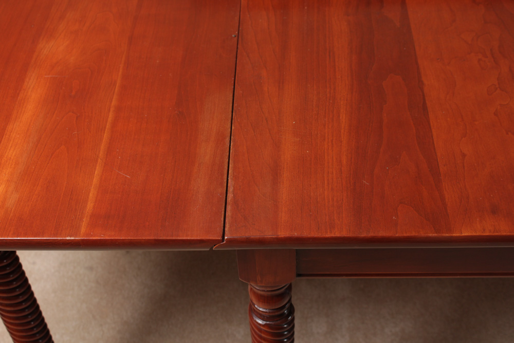 Willet Furniture Wildwood Cherry Dropleaf Dining Table