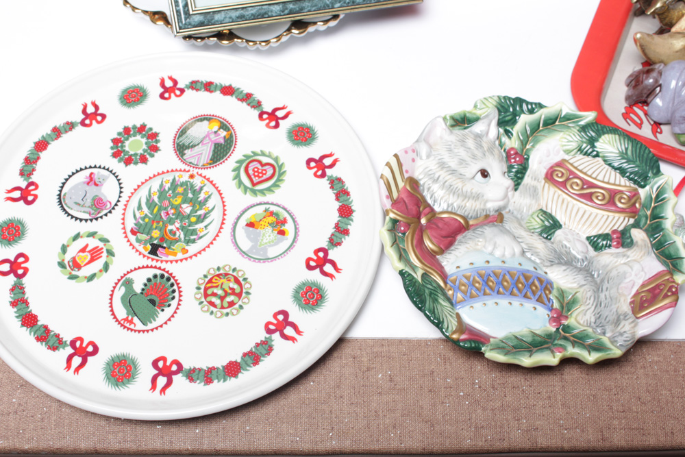 Holiday Decor Assortment