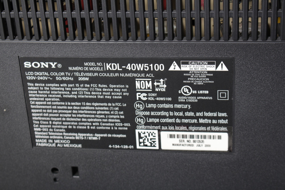 Sony Flatscreen LCD Digital Color Television and Stand